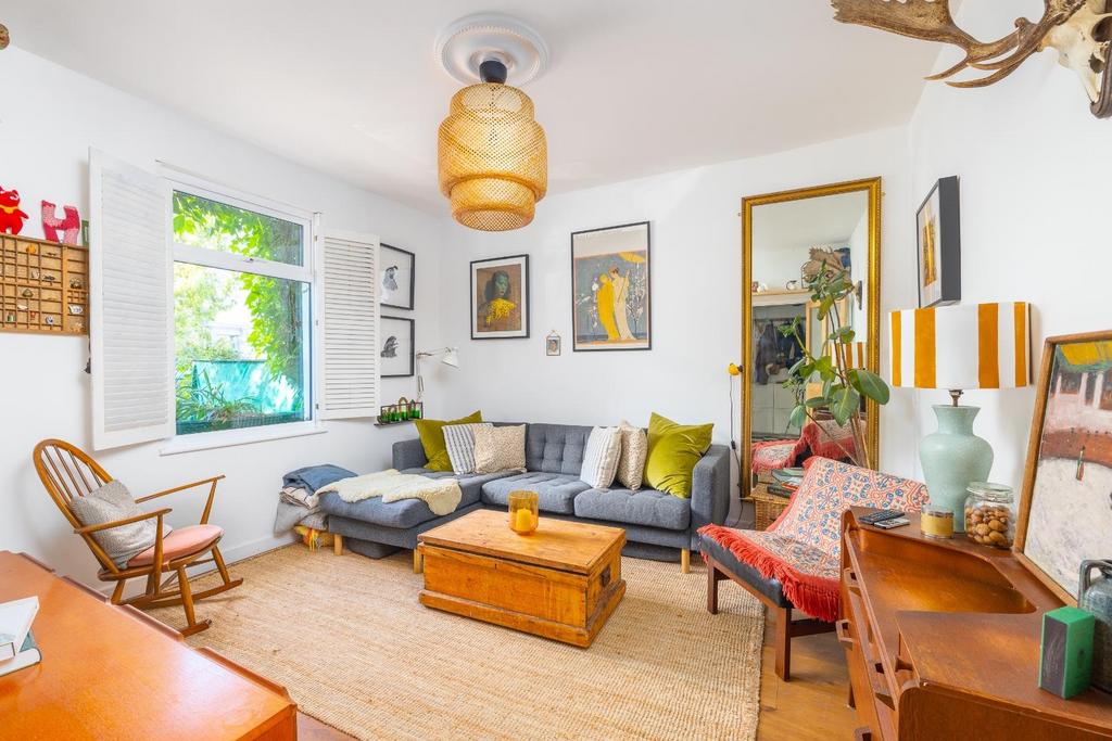 16 East Grove(07-05-2023)-8.jpg