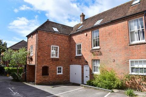 3 bedroom townhouse for sale, High Street, Lymington, SO41
