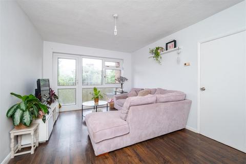 1 bedroom apartment for sale, Westmoreland Drive, Sutton