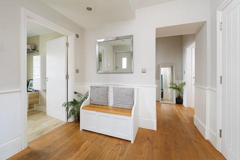 2 bedroom apartment for sale - Eversley Park, Sandgate, Folkestone, CT20