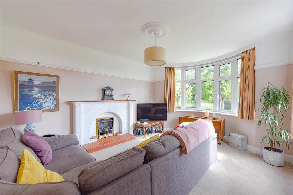 Boughton Green Road, Northampton 2 bed detached bungalow for sale £