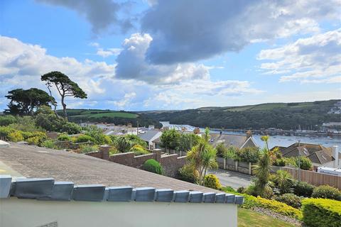 12 Hanson Drive, Fowey, PL23 1ET
