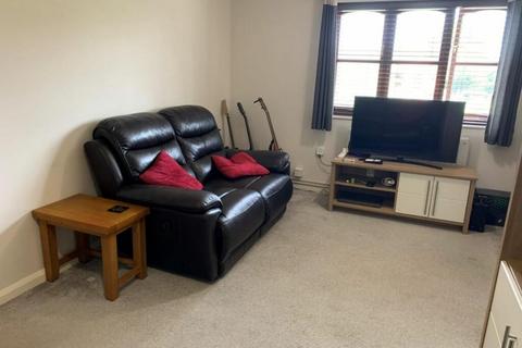 50a Bordeaux Close, Northampton, NN5 6YR