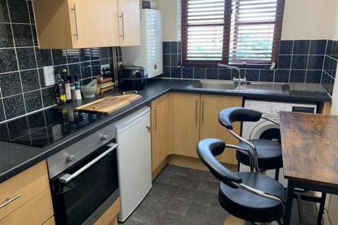 50a Bordeaux Close, Northampton, NN5 6YR