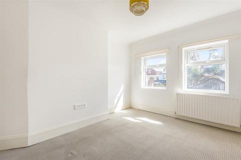 2 bedroom flat to rent, Sheen Lane, East Sheen, SW14