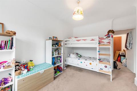 2 bedroom flat to rent, Sheen Lane, East Sheen, SW14