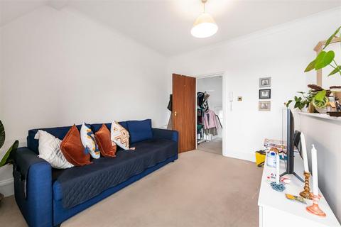 2 bedroom flat to rent, Sheen Lane, East Sheen, SW14