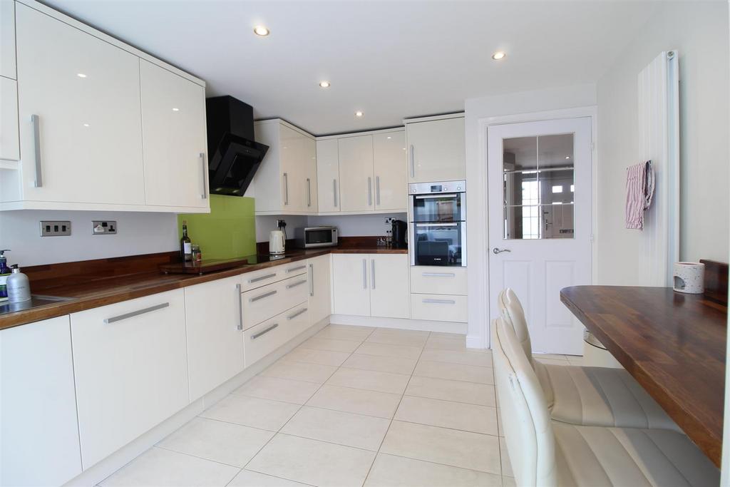Breakfast Kitchen