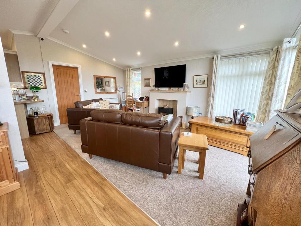 Finchale Abbey Village, Brasside, Durham 2 bed detached bungalow for