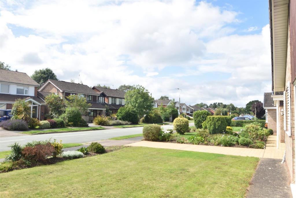 87 Portland Crescent, Belvidere, Shrewsbury SY2 5NW 2 bed detached