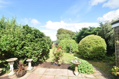 2 bedroom detached bungalow for sale - 87 Portland Crescent, Belvidere, Shrewsbury SY2 5NW