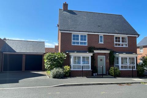 22 Bobbins Way, Buckingham, MK18 7SA