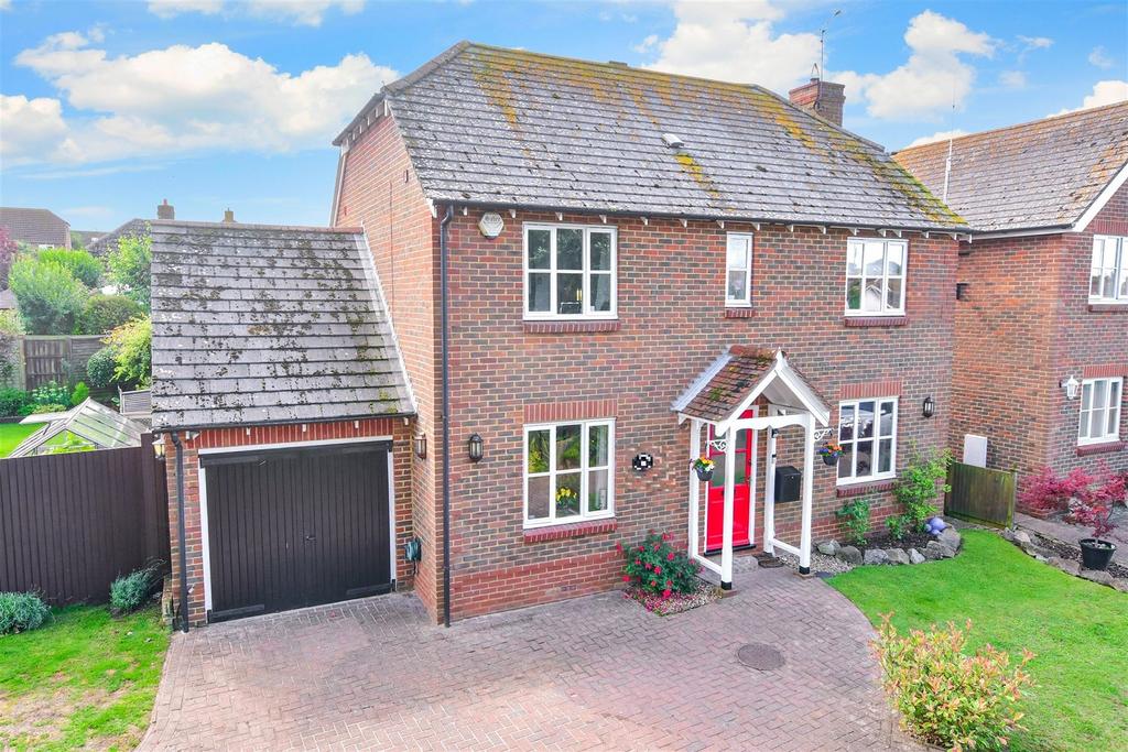 Fairfax Drive, Herne Bay, Kent 4 bed detached house for sale £450,000