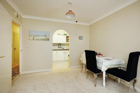 1 bedroom flat for sale - Hillbrook Court, Acreman Street, Sherborne, Dorset, DT9