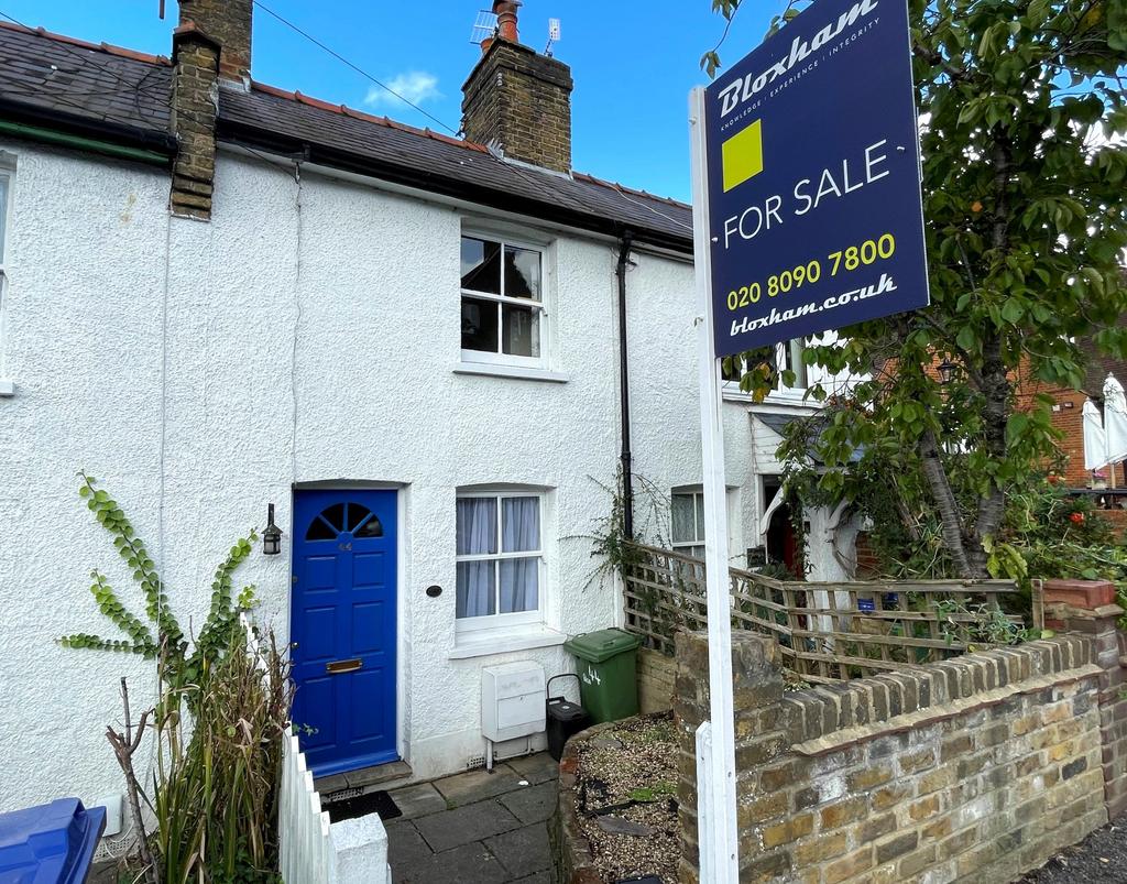 Middle Road, Harrow on the Hill Village Conservation Area 2 bed cottage