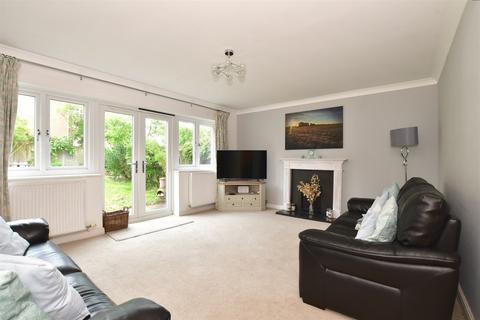 4 bedroom detached house for sale, Meadow View, Lydd, Romney Marsh, Kent
