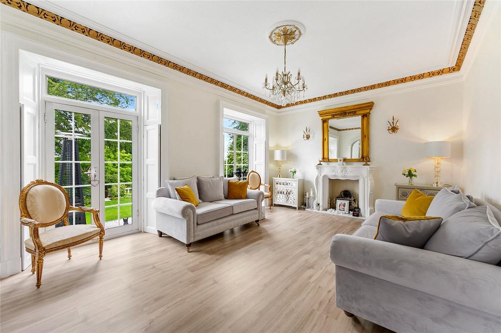 Woolton Mount, Woolton, Liverpool, L25 5 bed detached house for sale