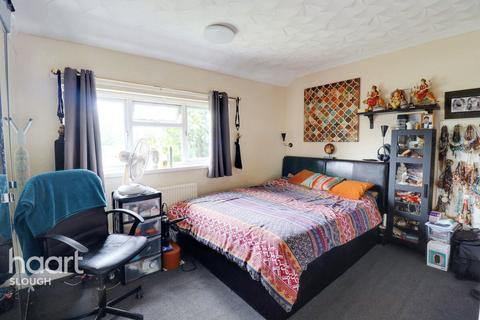 2 Fox Road, Slough, SL3 7SG