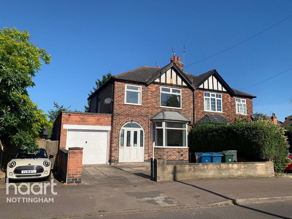 Abbey Road, West Bridgford 3 bed semidetached house £375,000