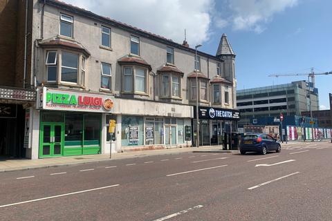 Shop to rent, Dickson Road, Blackpool, FY1 2AX