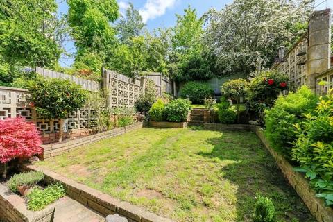 4 bedroom townhouse for sale - Buckstone Close, London, SE23