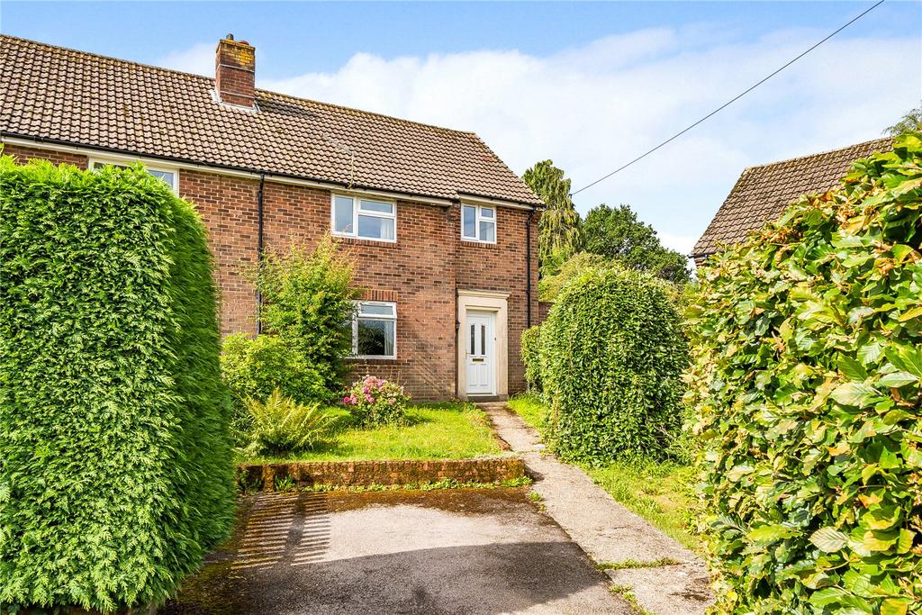 Borough Road, Petersfield, Hampshire, GU32 3 bed semidetached house