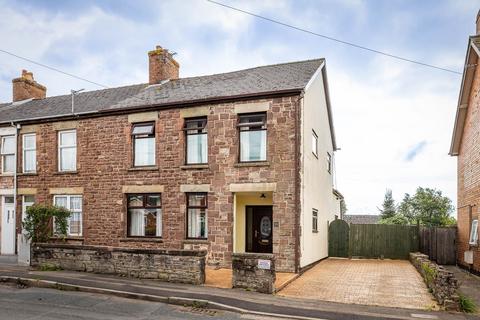 3 bedroom semi-detached house for sale - Summerleaze, Lydney, GL15 5PS