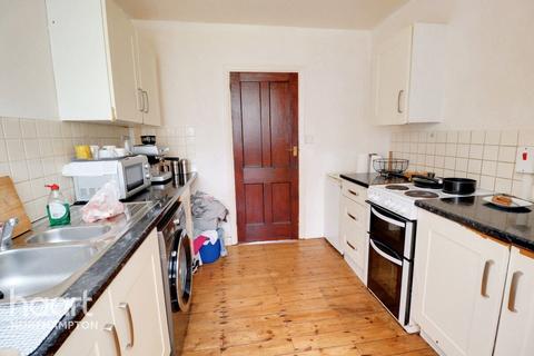 84 Beech Avenue, Northampton, NN3 2JG