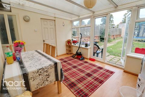 84 Beech Avenue, Northampton, NN3 2JG