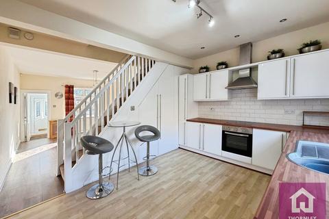 2 bedroom terraced house to rent, Chaddock Lane, Worsley, Manchester, Greater Manchester, M28
