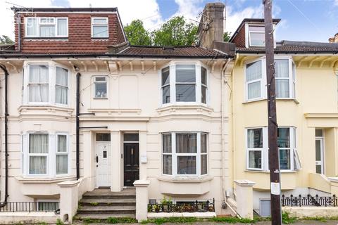 2 bedroom flat to rent, Argyle Road, Brighton, BN1