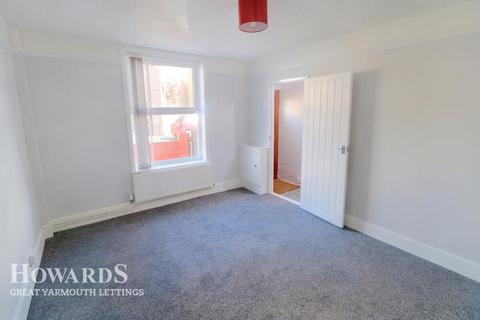 2 bedroom terraced house to rent, Blackfriars Road, Great yarmouth