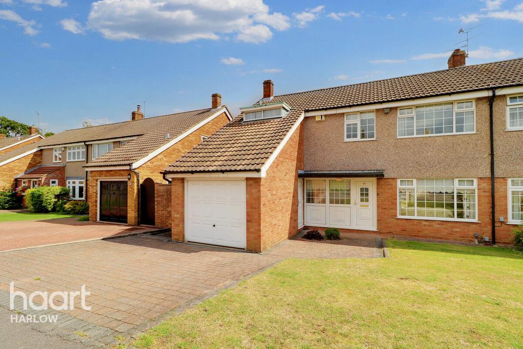 Kingsland, Harlow 3 bed semidetached house for sale £450,000