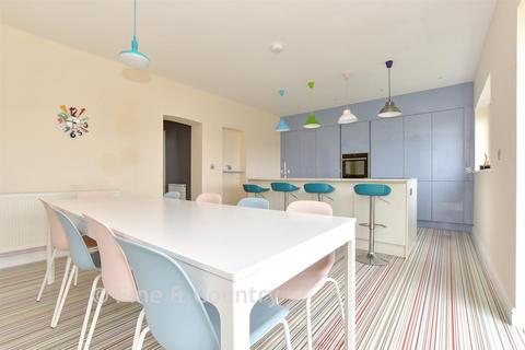 5 bedroom detached house for sale, High Street, Newchurch, Isle of Wight