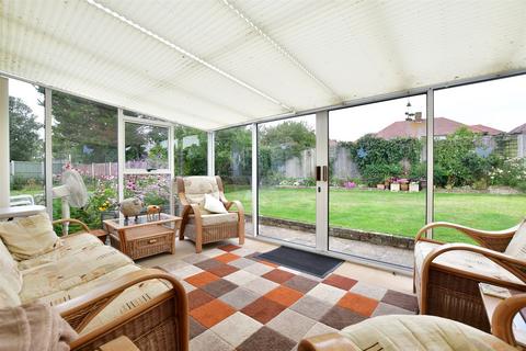 4 bedroom detached bungalow for sale, Briars Walk, Broadstairs, Kent