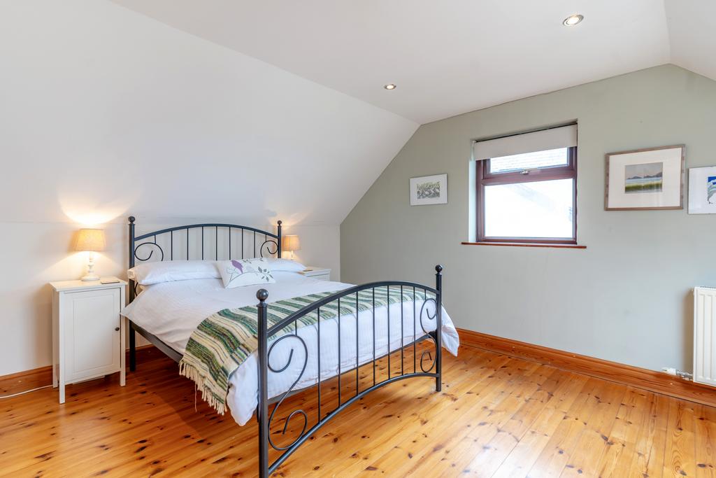 8544656-interior25