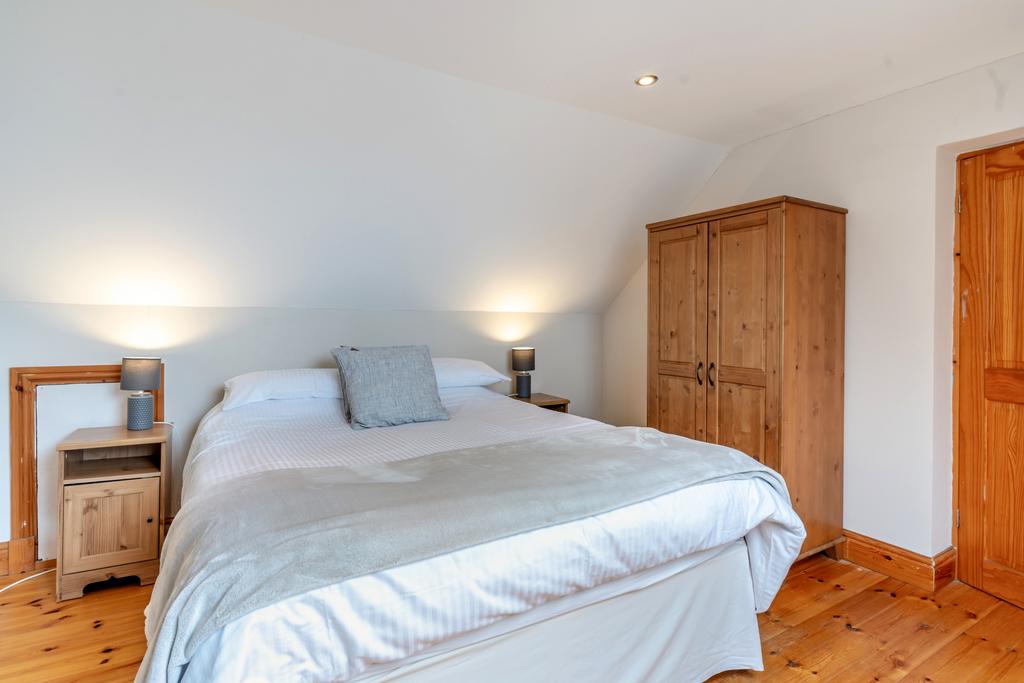 8544656-interior32