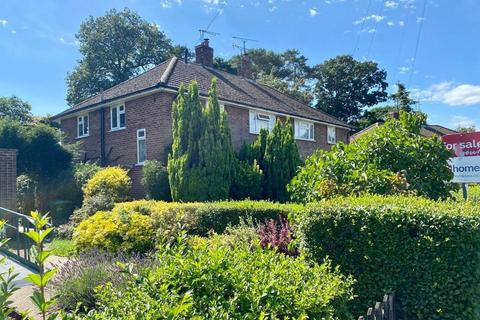 62a Admers Crescent, Liphook, GU30 7HP