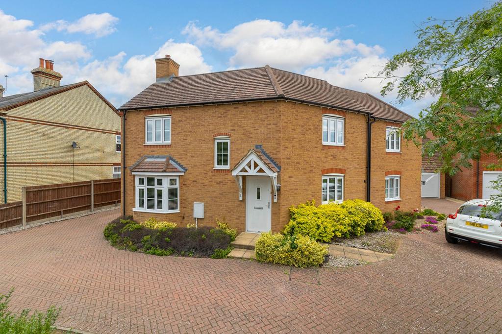 Langford, Biggleswade SG18 3 bed semidetached house for sale £400,000