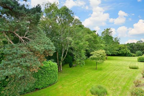 1 bedroom apartment for sale - Bancroft Court, Reigate, Surrey