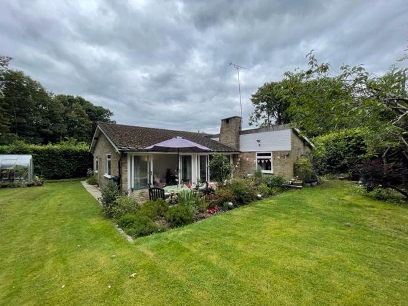 Stony Lane, Little Kingshill HP16 4 bed detached bungalow for sale £