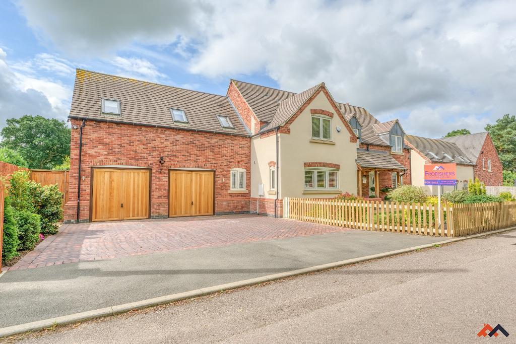 Brick Kiln Lane, Shepshed, Leicestershire, LE12 9EL 5 bed detached