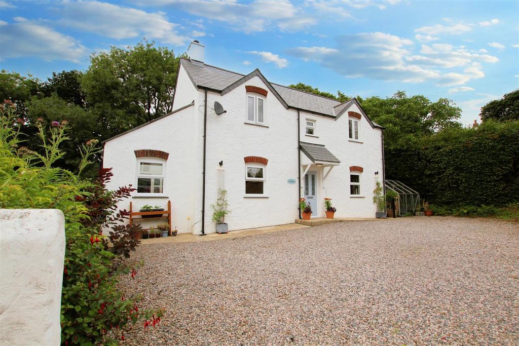 Llandygwydd, Cardigan 4 bed detached house £350,000