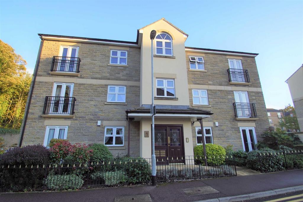 Mill Beck Close, Farsley, Pudsey 2 bed apartment to rent £875 pcm (£