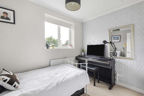 46 Calder Close, Tilehurst, Reading, RG30 4XL