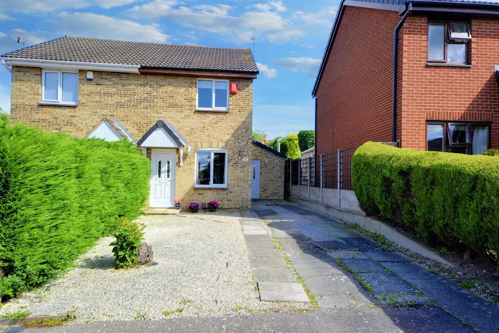 Skipton Close, Ilkeston 2 bed semidetached house £190,000