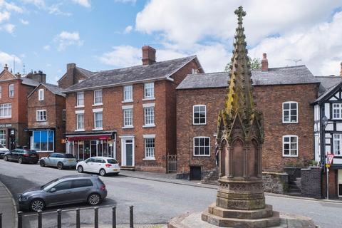 4 bedroom townhouse for sale - Church Street, Malpas