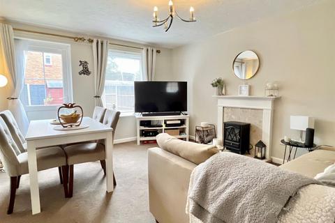 45 Chater Drive, Sutton Coldfield, B76 2BJ