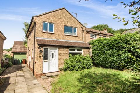 11 Aspen Mount, Leeds, LS16 6RT