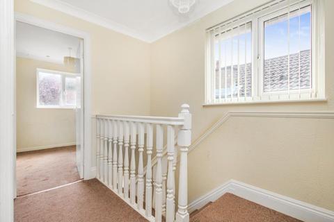11 Aspen Mount, Leeds, LS16 6RT